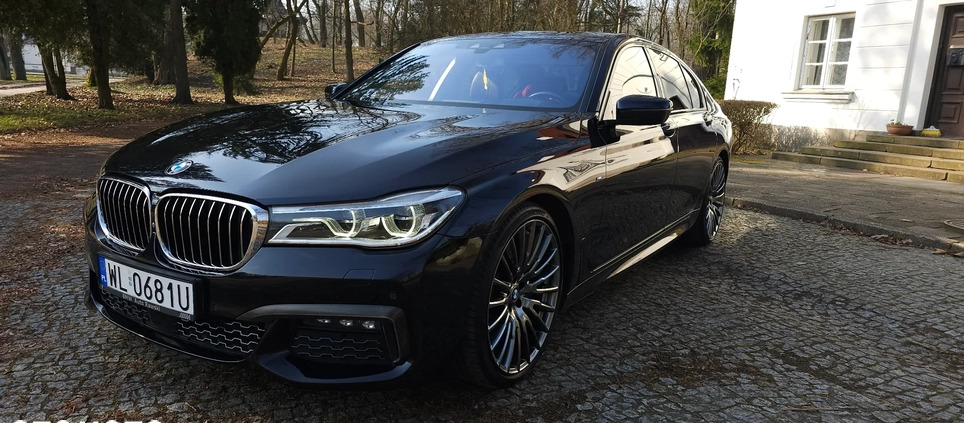BMW Seria 7 cena 165000 przebieg: 260000, rok produkcji 2016 z Legionowo małe 497